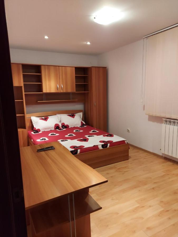 Bya Apartment ยาช ภายนอก รูปภาพ
