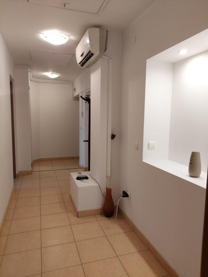 Bya Apartment ยาช ภายนอก รูปภาพ